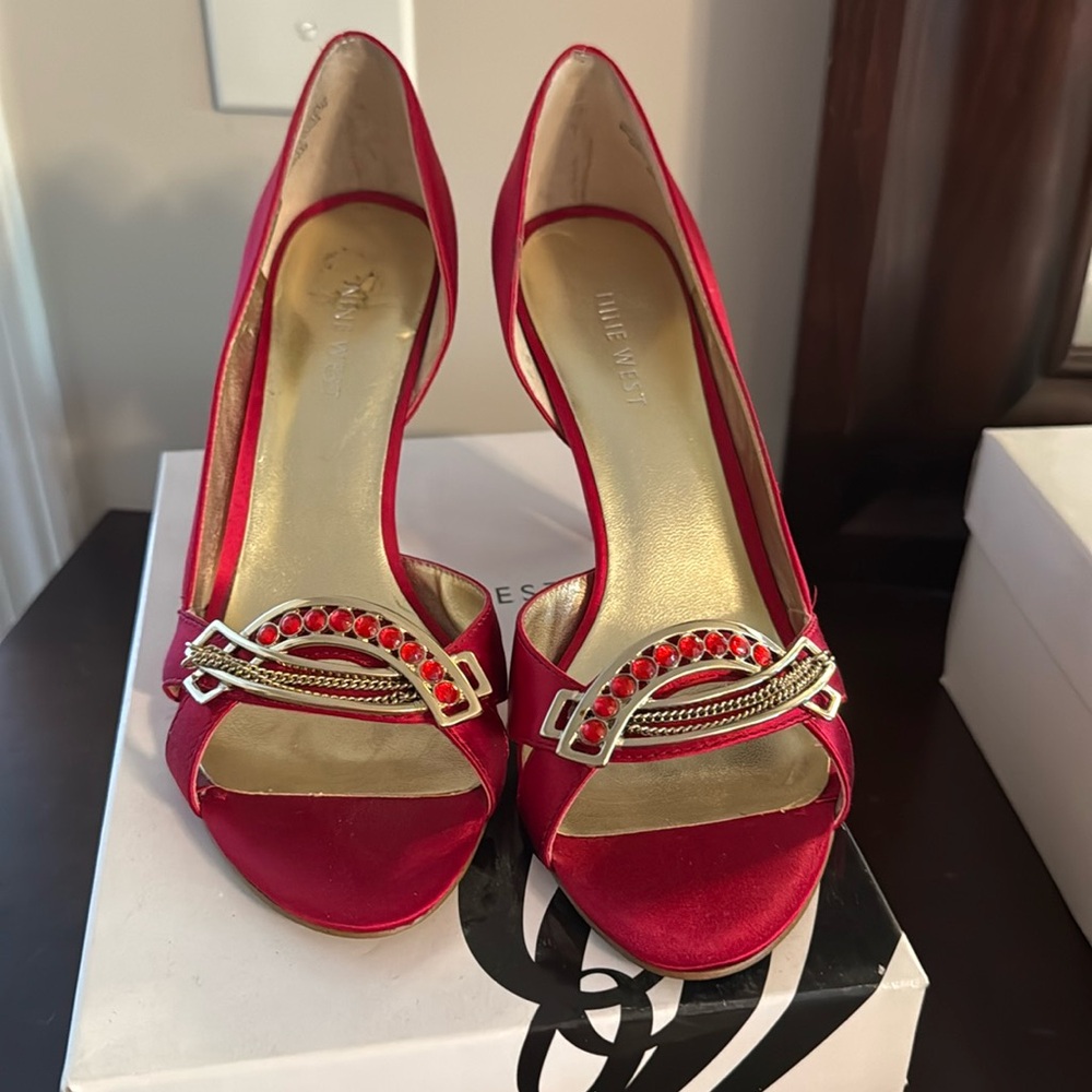 Red peep toe heel